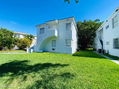 Main picture of 1784 Normandy Dr