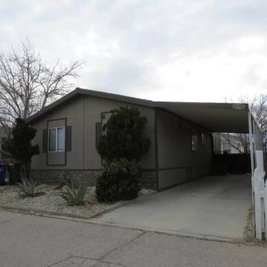 Main picture of 21772 Wisteria St