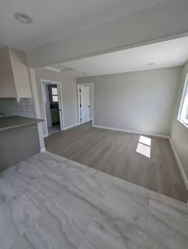 Main picture of 3439 Eckhart Ave