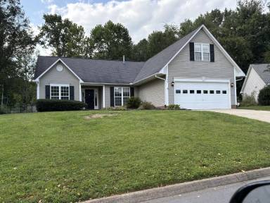 Main picture of 138 Hawks Nest Dr