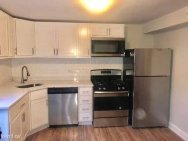 Main picture of 6675 N Olympia Ave