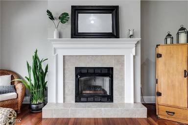 Main picture of 1350 Westwood Ave