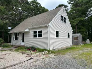 Main picture of 37 E Thorn Ave