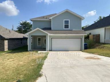 Main picture of 5712 Wellesley Ave