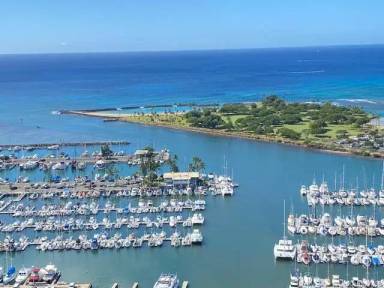 Main picture of Yacht Harbor Towers 2