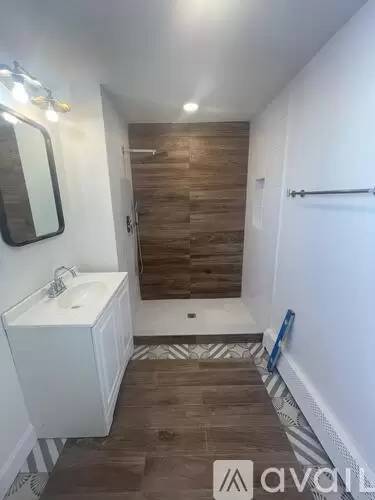 Main picture of 445 Summer St