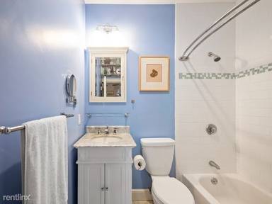 Main picture of 216 W Canton St