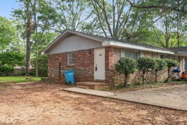 Main picture of 2530 Joe Jerkins Blvd