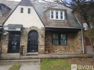 Main picture of 812 Argonne Dr
