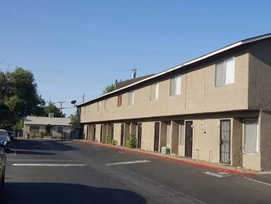 Main picture of 2010 Larcus Ave