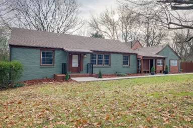 Main picture of 1711 Golf St