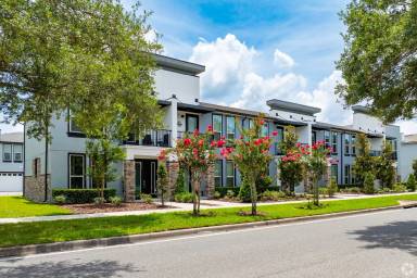 Main picture of 1800 Houston St