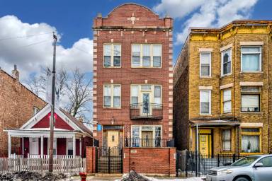 Main picture of 1353 South California Avenue - 1353-1R Vacant