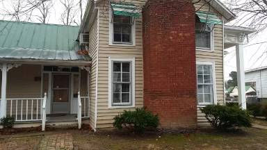 Main picture of 103 N Cedar St