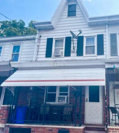 Main picture of 229 S Nichols St