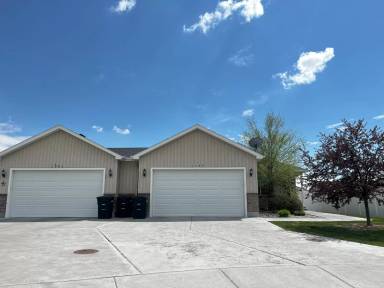 Main picture of 1195 Midway Ave