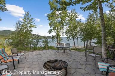 Main picture of 26 Woodland Pl