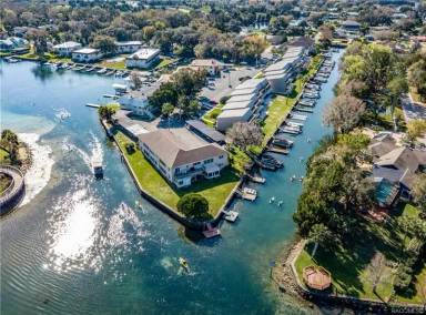 Main picture of 16 Beach Ln