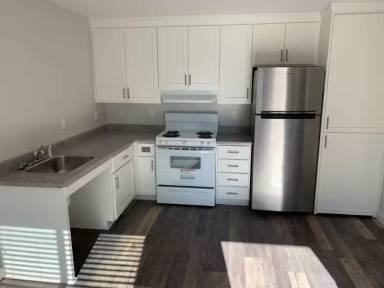 Main picture of 1139 S G St