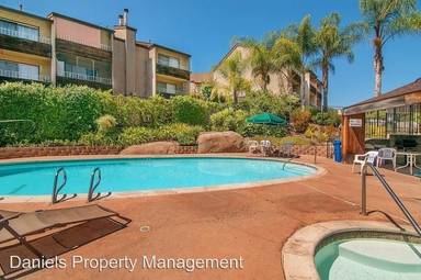 Main picture of 1655 Stone Edge Cir
