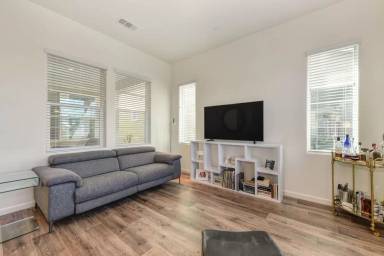 Main picture of 3724 Hovnanian Dr