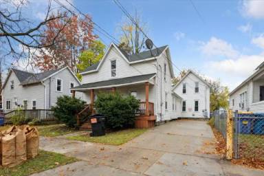 Main picture of 1015 Quarry Ave NW