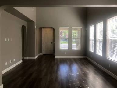 Main picture of 3220 Prospect Park Dr
