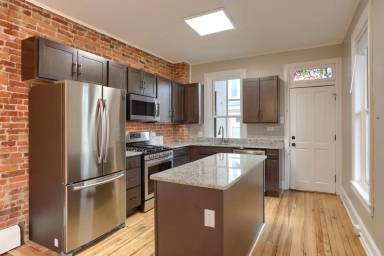 Main picture of 206 Reily St