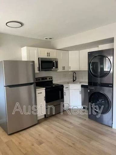 Main picture of 4160 Folsom Ave