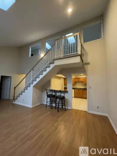 Main picture of 424 Amanda Cir