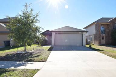 Main picture of 5512 Lions Gate Ln