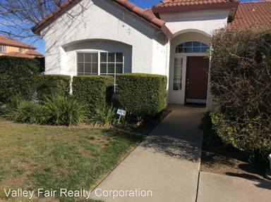 Main picture of 920 Ida Way