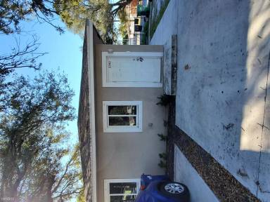 Main picture of 810 NW 55th St