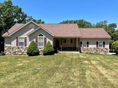 Main picture of 18702 Lynn Ln