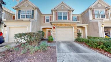 Main picture of 4849 Parkhurst Pl