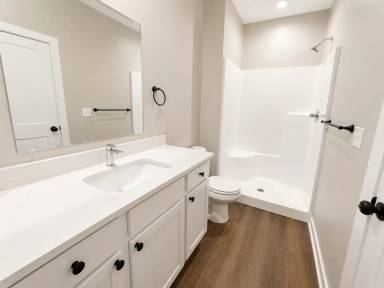Main picture of 803 Fox Ridge St