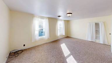 Main picture of 843 Water Ave