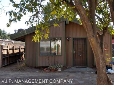 Main picture of 305 S Pueblo Ave