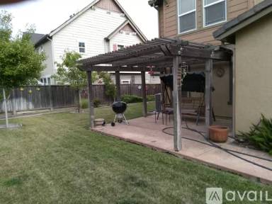 Main picture of 2795 Shinn Ct