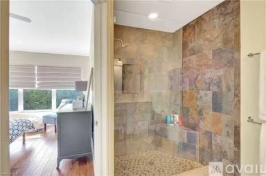 Main picture of 15621 Marcello Cir