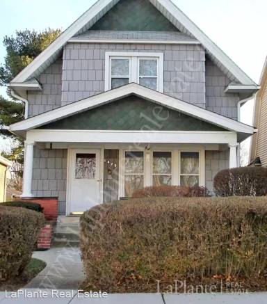 Main picture of 1429 W Woodruff Ave