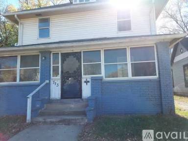 Main picture of 737 E 22nd St