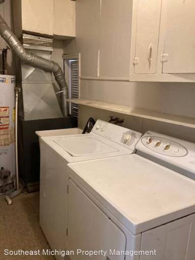 Main picture of 8147 Prospect Ave
