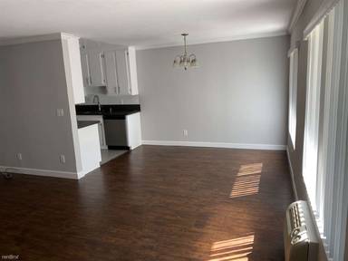 Main picture of 3400 Greenfield Ave