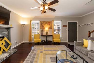Main picture of 6107 Highcastle Ct