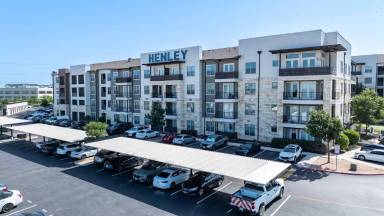 Main picture of Henley at the RIM