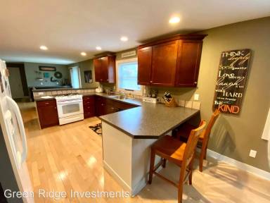 Main picture of 2361 Briar Hills Dr NE