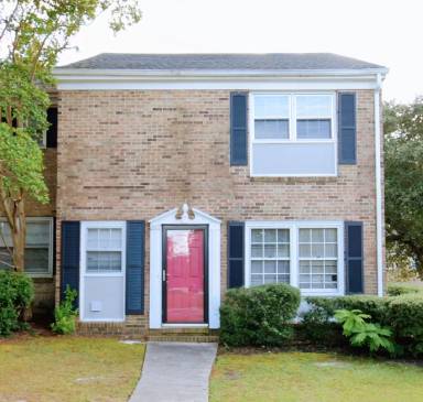 Main picture of 2427 Commonwealth Ave