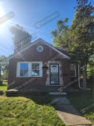 Main picture of 15666 Park Grove St