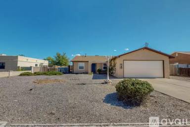 Main picture of 3010 May Cir SE